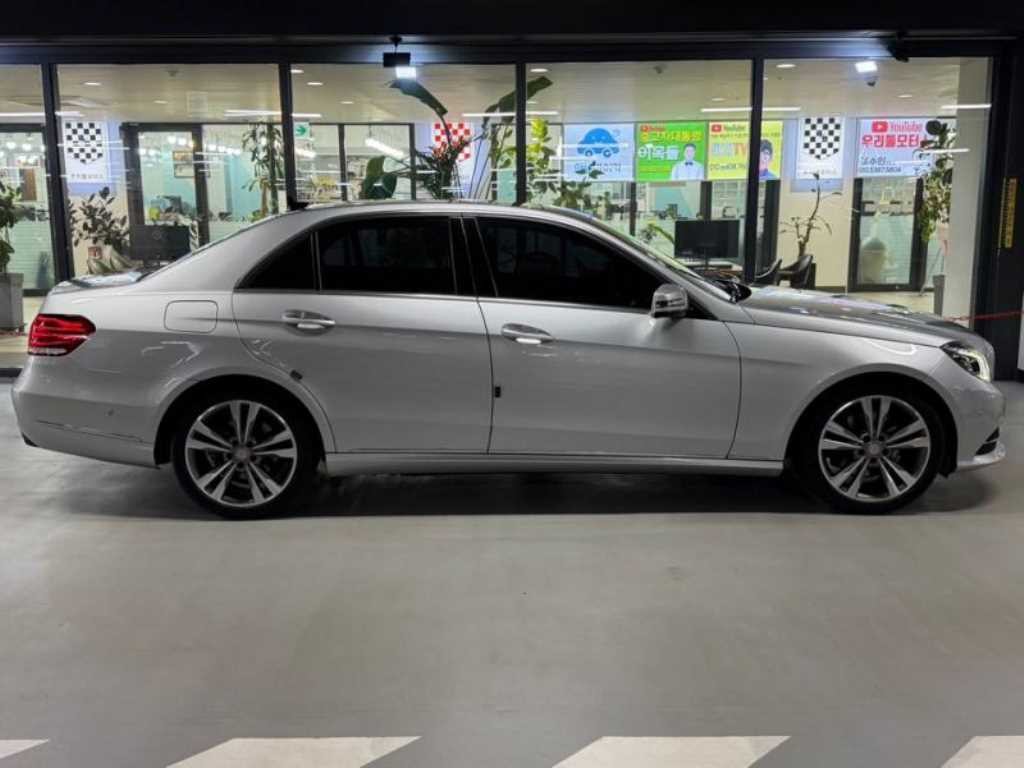 벤츠 E 클래스 E-클래스 W212 E300 아방가르드 이미지 3
