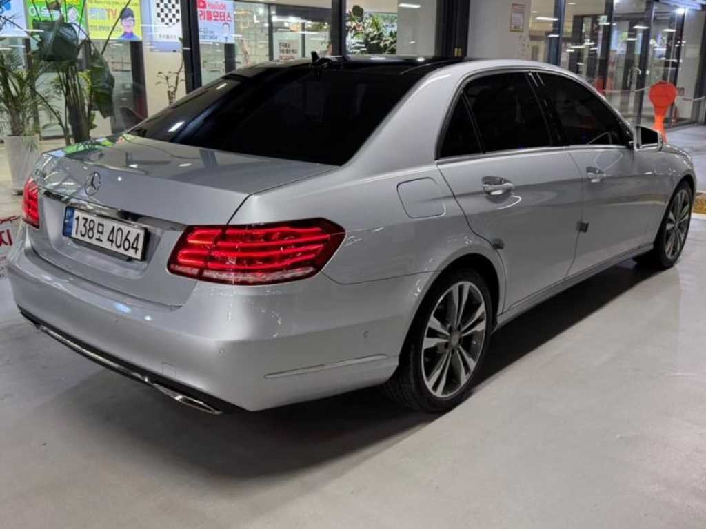 벤츠 E 클래스 E-클래스 W212 E300 아방가르드 이미지 4