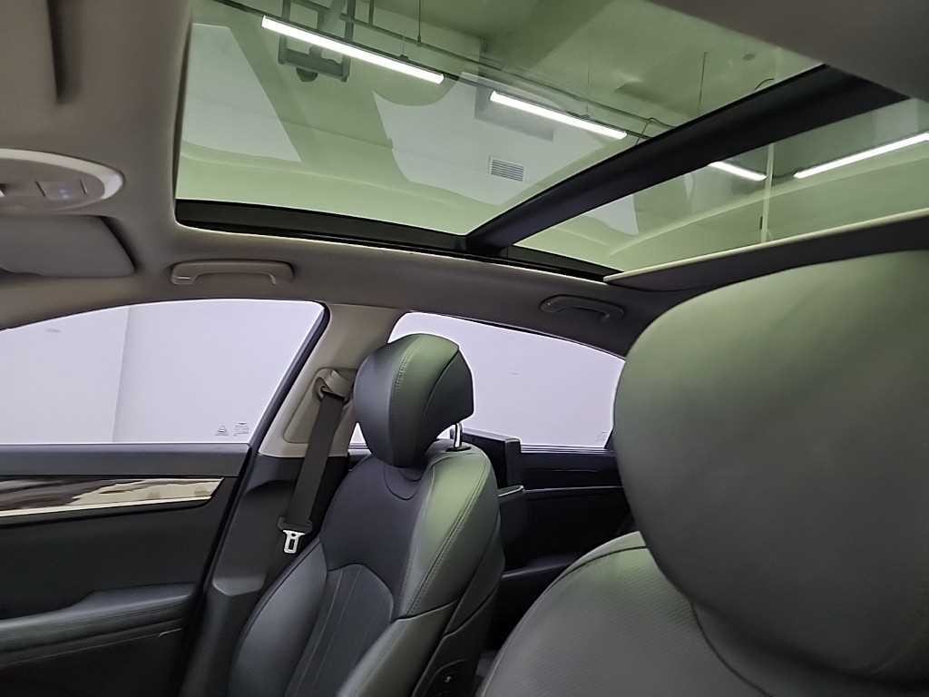 제네시스 G80 3.3 GDI AWD 프리미엄 럭셔리 이미지 16