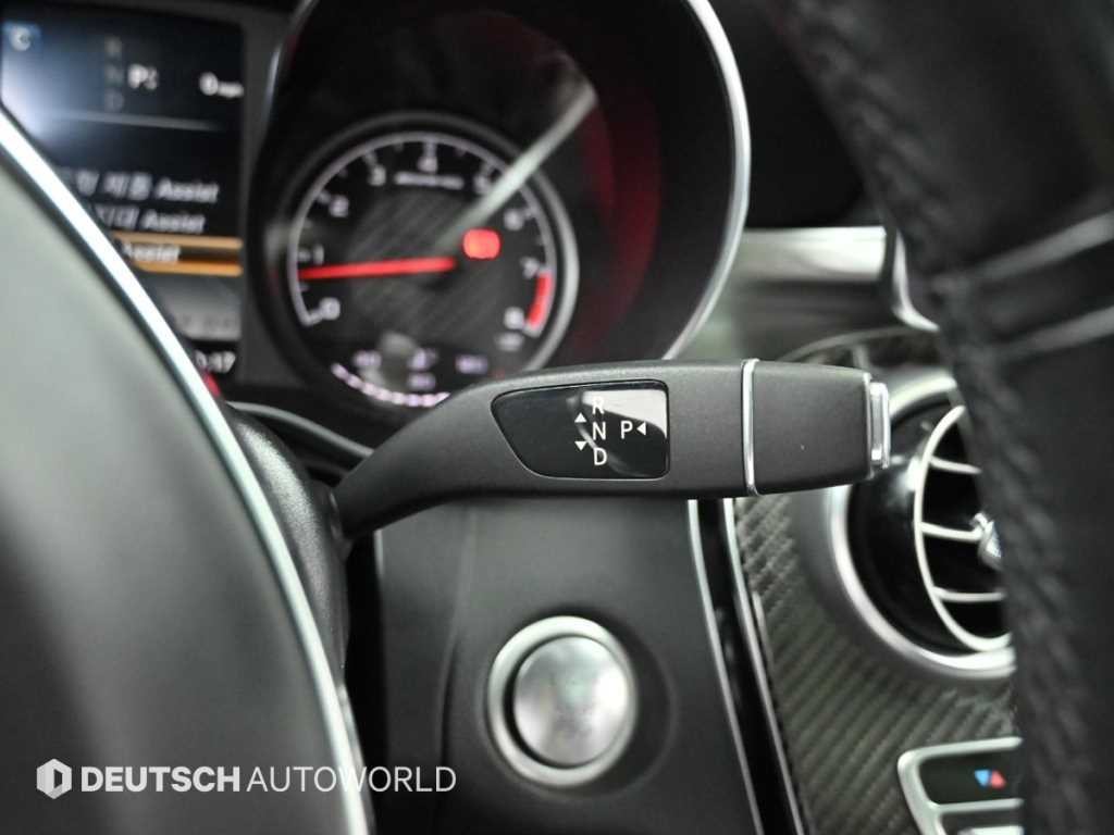 벤츠 C 클래스 C클래스 W205 C63 AMG 이미지 9