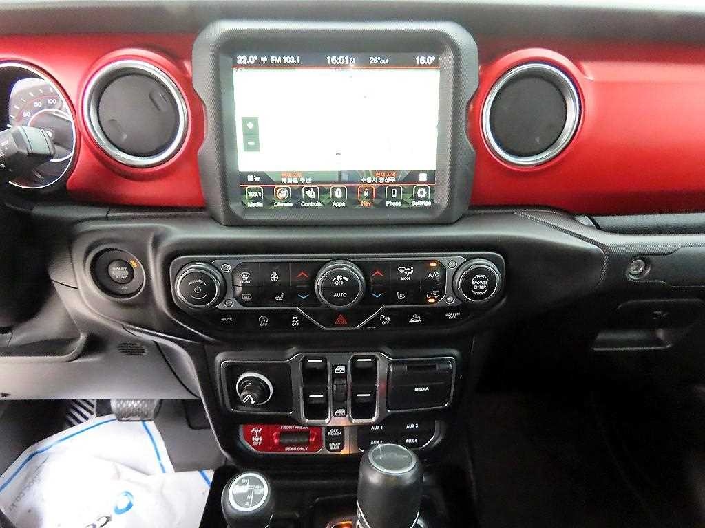 지프 글래디에이터 3.6 루비콘 4WD 이미지 13