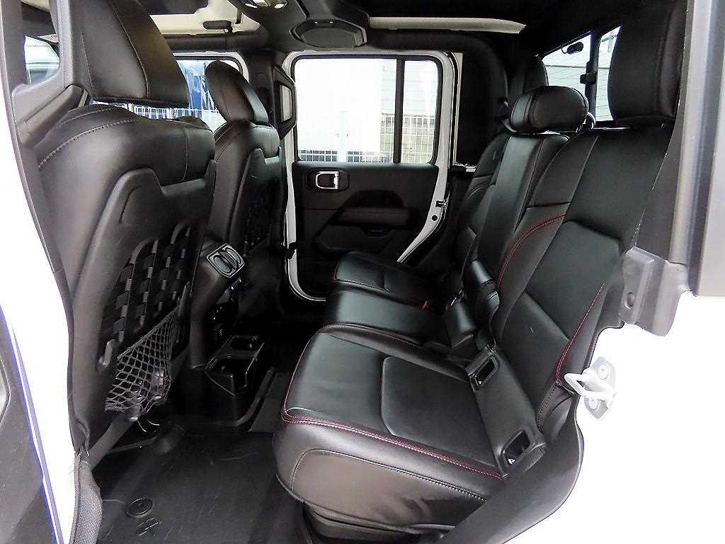 지프 글래디에이터 3.6 루비콘 4WD 이미지 6
