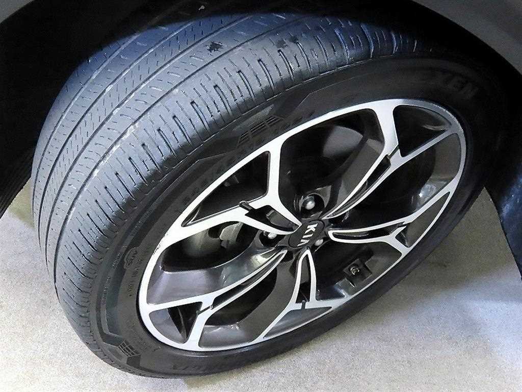 기아 스포티지 스포티지 더 볼드 1.6 디젤 2WD 노블레스 이미지 20