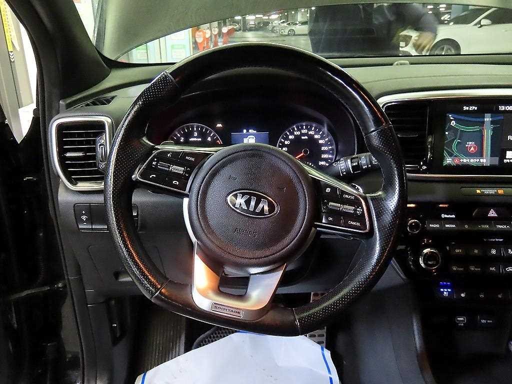 기아 스포티지 스포티지 더 볼드 1.6 디젤 2WD 노블레스 이미지 8