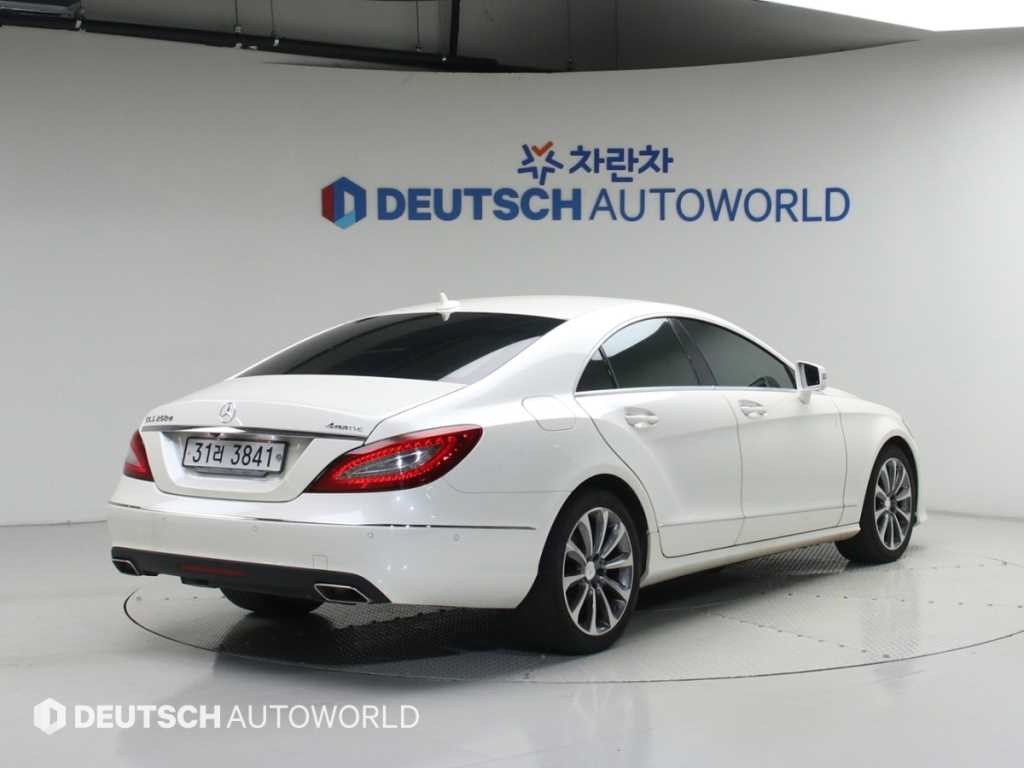 벤츠 CLS 클래스 CLS클래스 W218 CLS 250 d 4MATIC 이미지 2