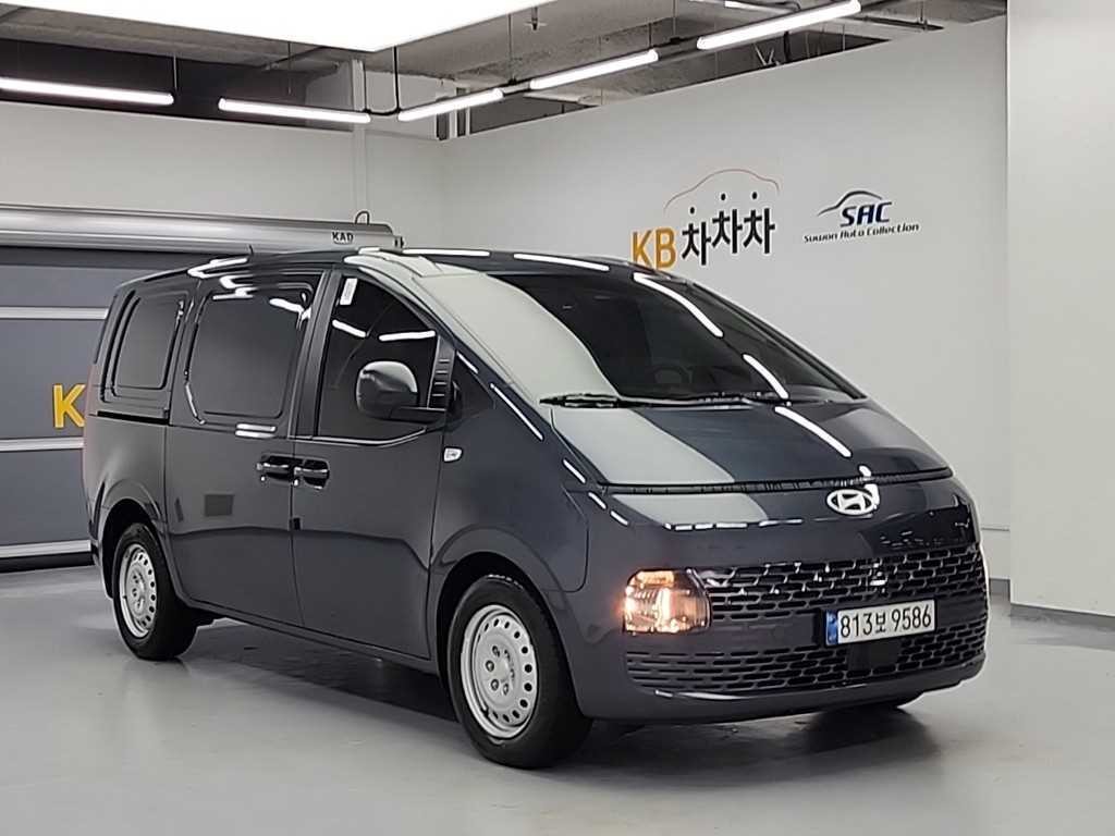 현대 스타리아 2WD 디젤 카고 스마트 3인승 이미지 4