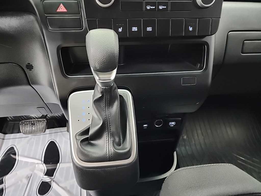 현대 스타리아 2WD 디젤 카고 스마트 3인승 이미지 8
