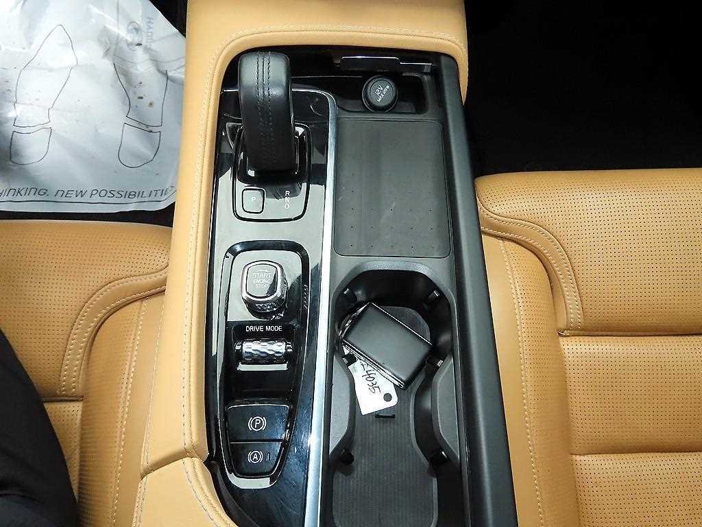 볼보 V90 V90 크로스컨트리 B5 프로 AWD 이미지 11