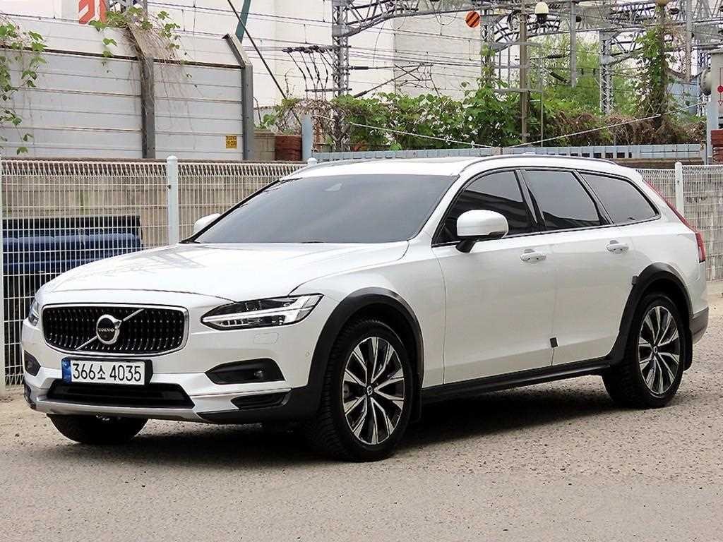 볼보 V90 V90 크로스컨트리 B5 프로 AWD 이미지 2