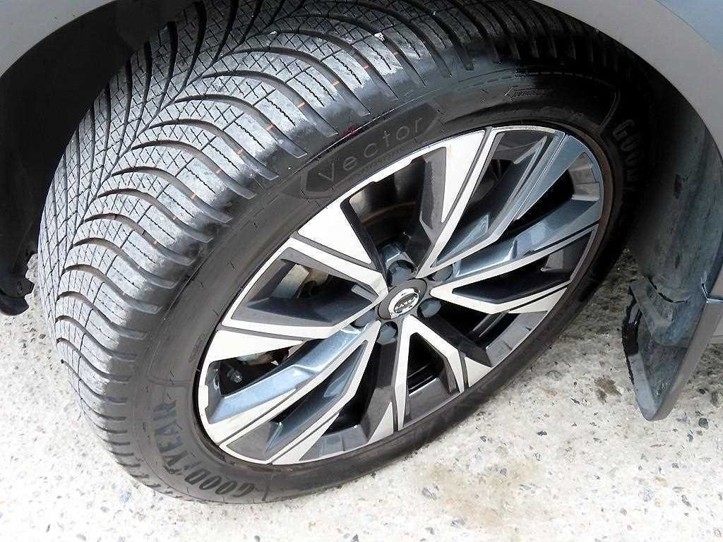 볼보 V90 V90 크로스컨트리 B5 프로 AWD 이미지 20