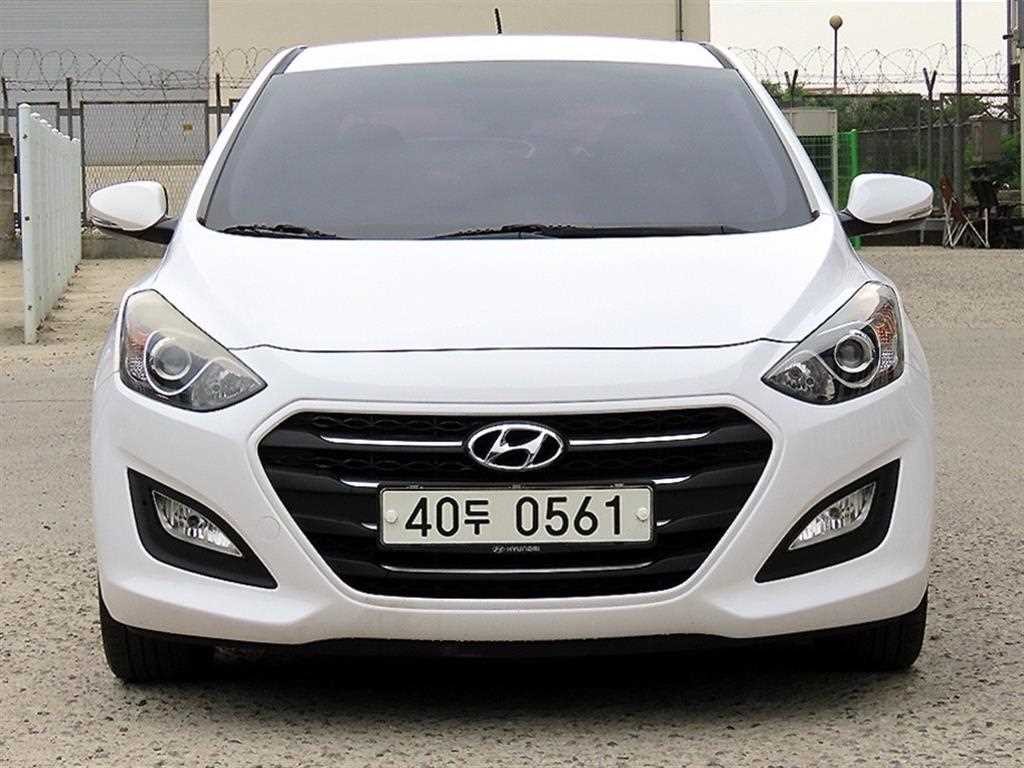 현대 i30 더 뉴 i30 2.0 GDI PYL 이미지 1