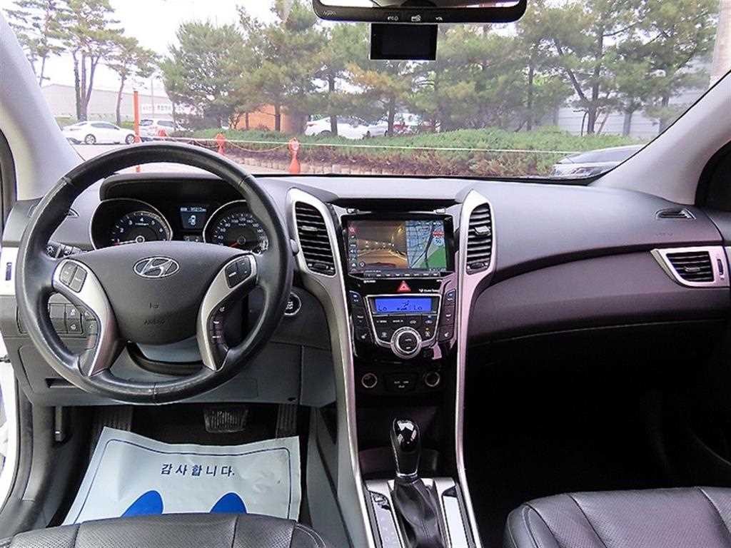 현대 i30 더 뉴 i30 2.0 GDI PYL 이미지 7