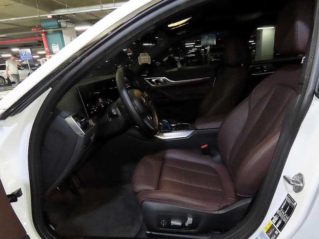 BMW i4 eDrive 40 M 스포츠 프로 이미지 6