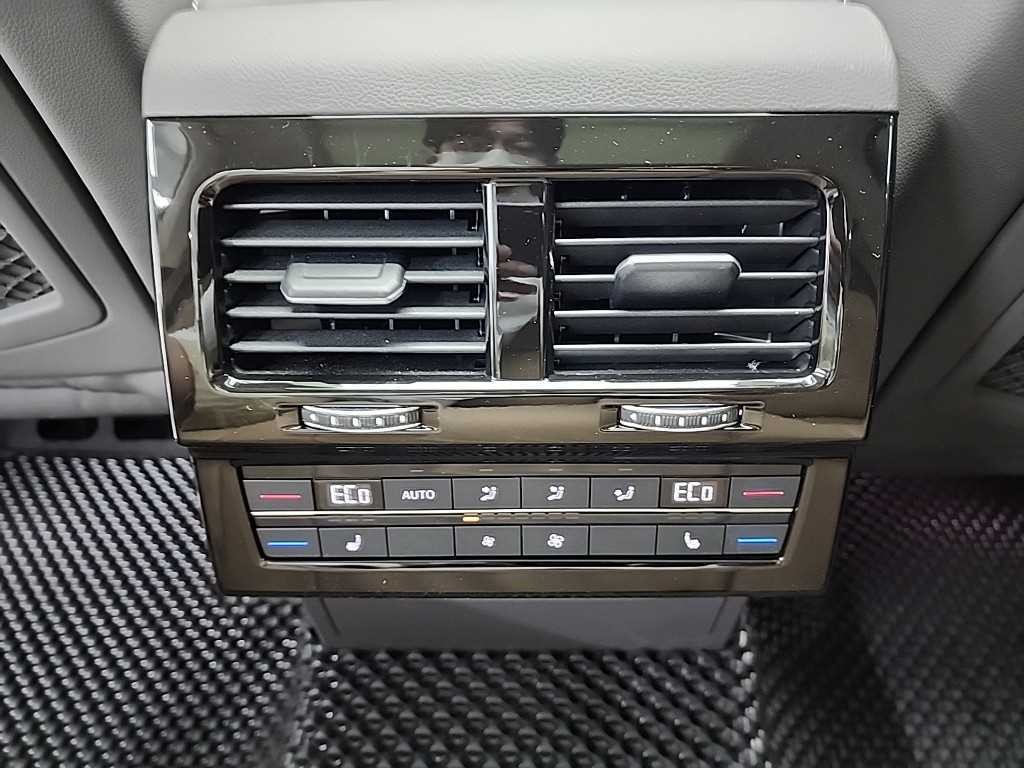 폭스바겐 투아렉 투아렉 3세대 3.0 TDI 프레스티지 이미지 13