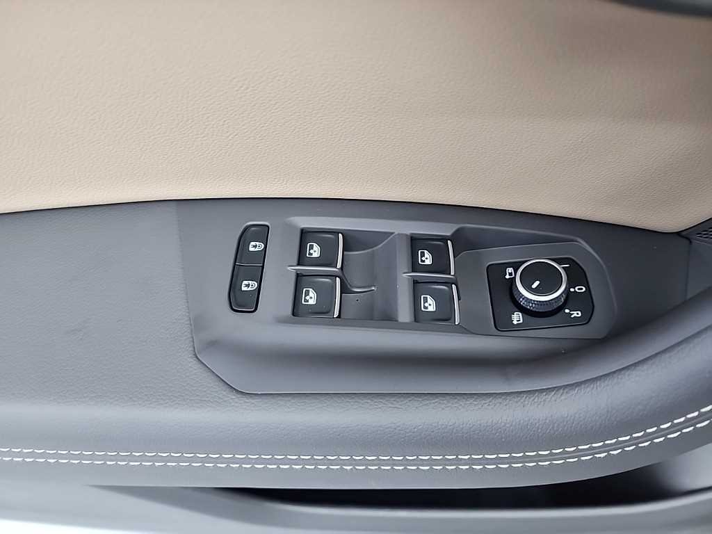 폭스바겐 투아렉 투아렉 3세대 3.0 TDI 프레스티지 이미지 17
