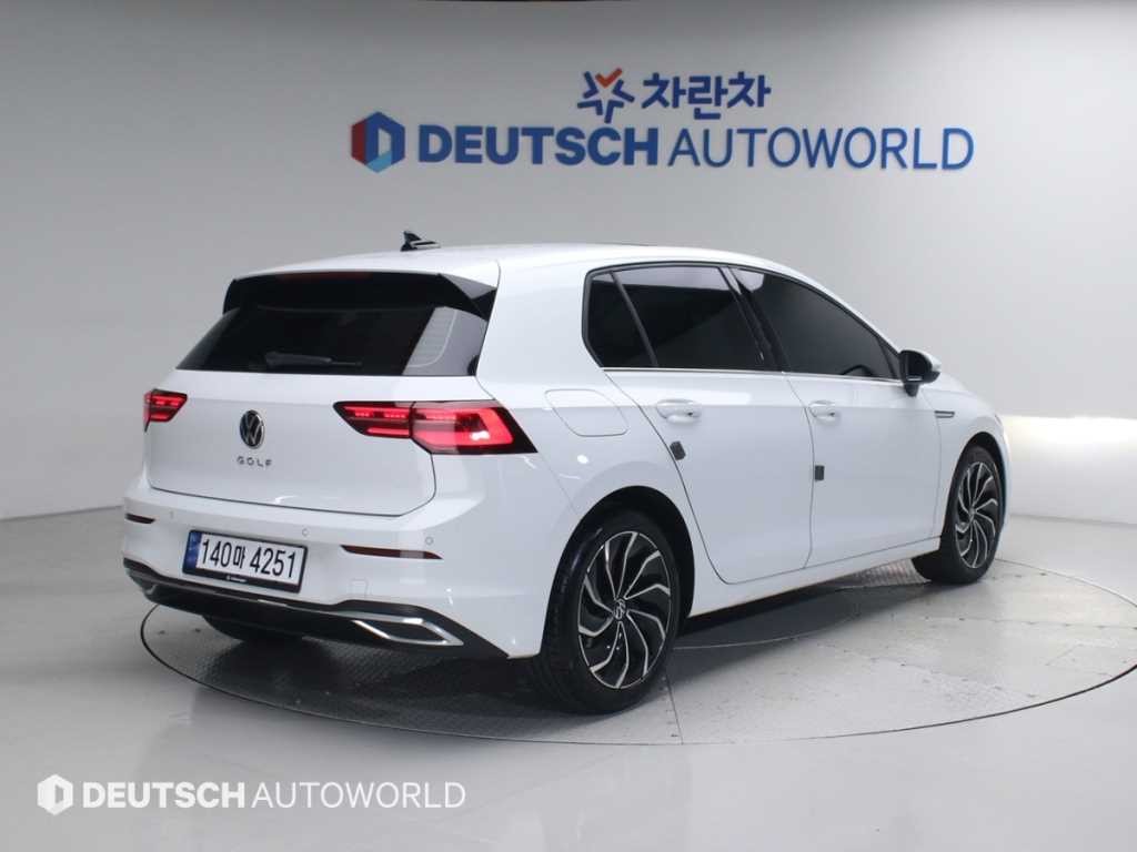 폭스바겐 골프 골프 8세대 2.0 TDI 프레스티지 이미지 2