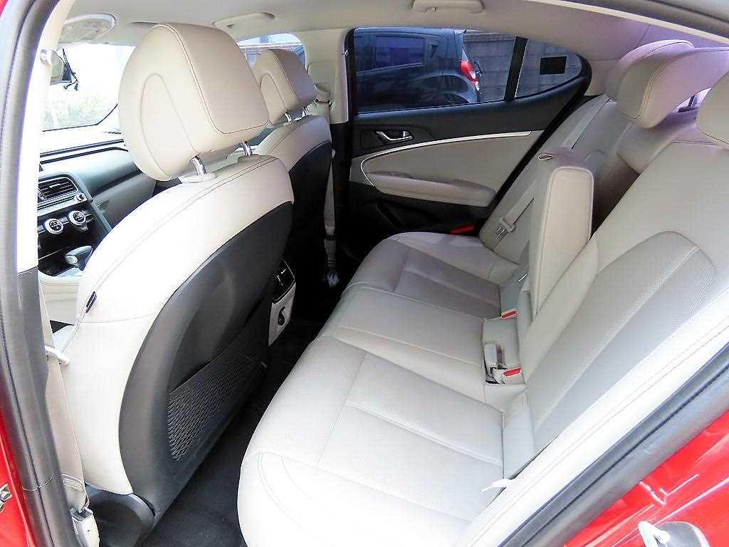 제네시스 G70 2.0T AWD 어드밴스드 이미지 6
