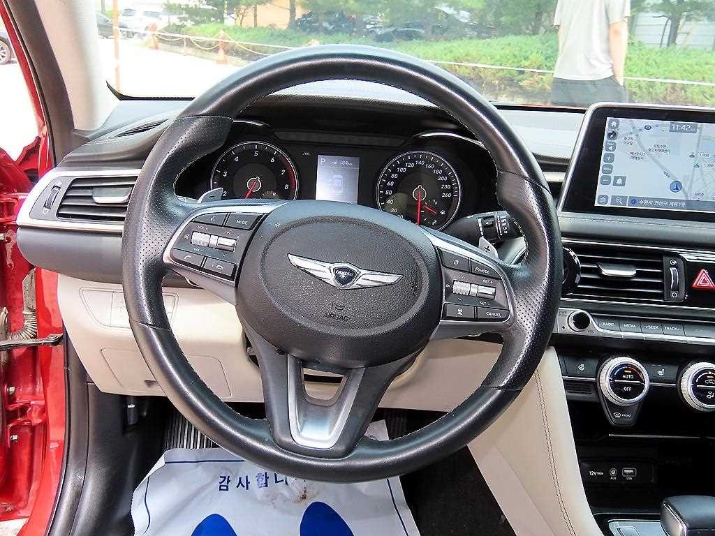 제네시스 G70 2.0T AWD 어드밴스드 이미지 8