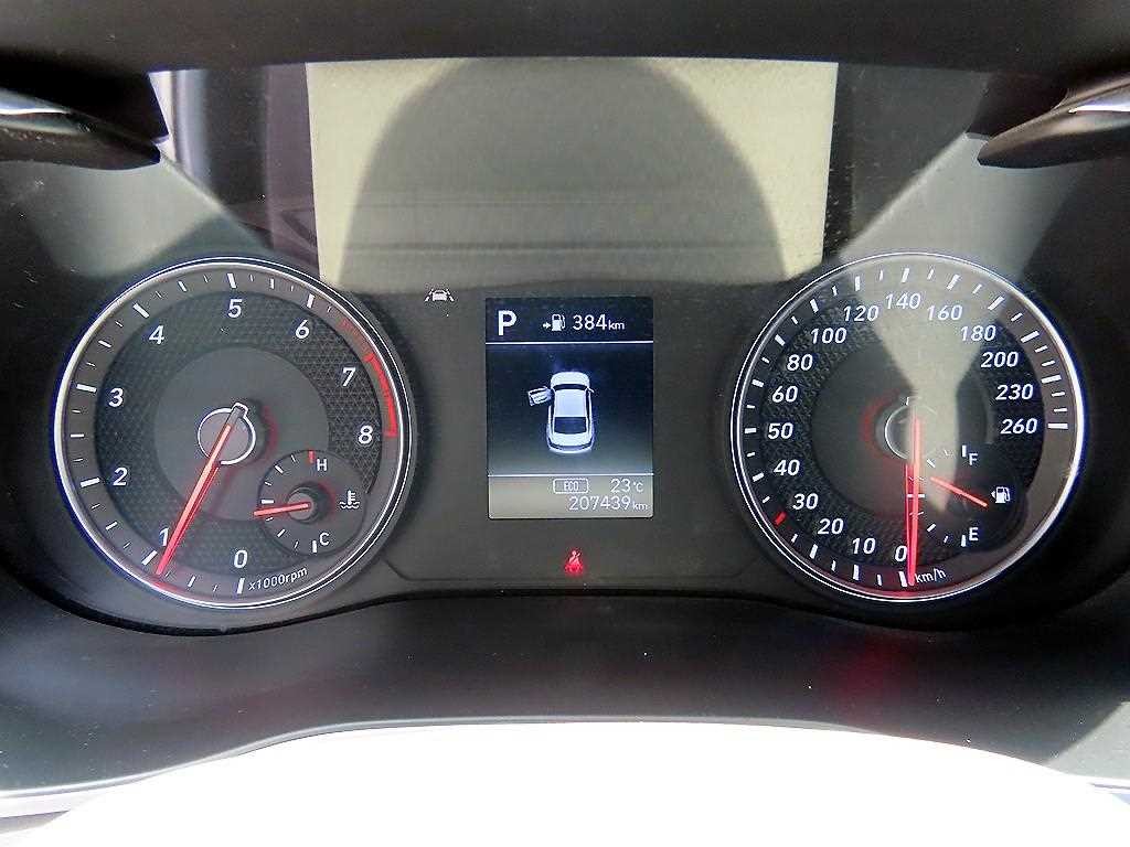 제네시스 G70 2.0T AWD 어드밴스드 이미지 9