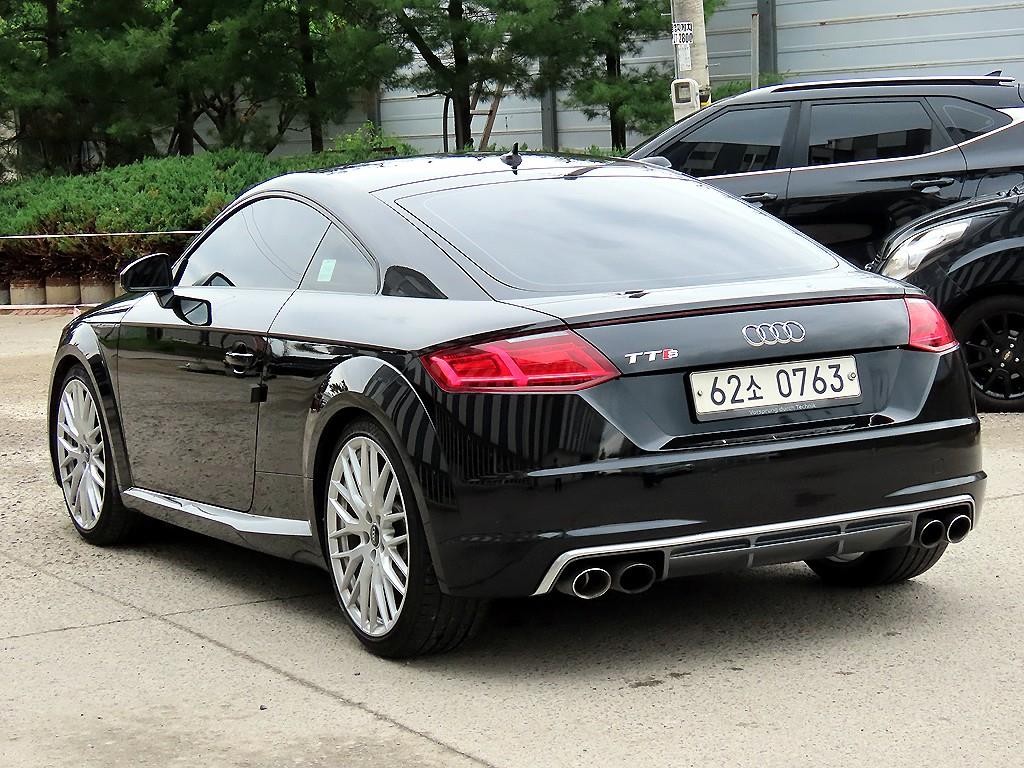 아우디 TTS TTS (8S) 2.0 TFSI 콰트로 쿠페 이미지 3