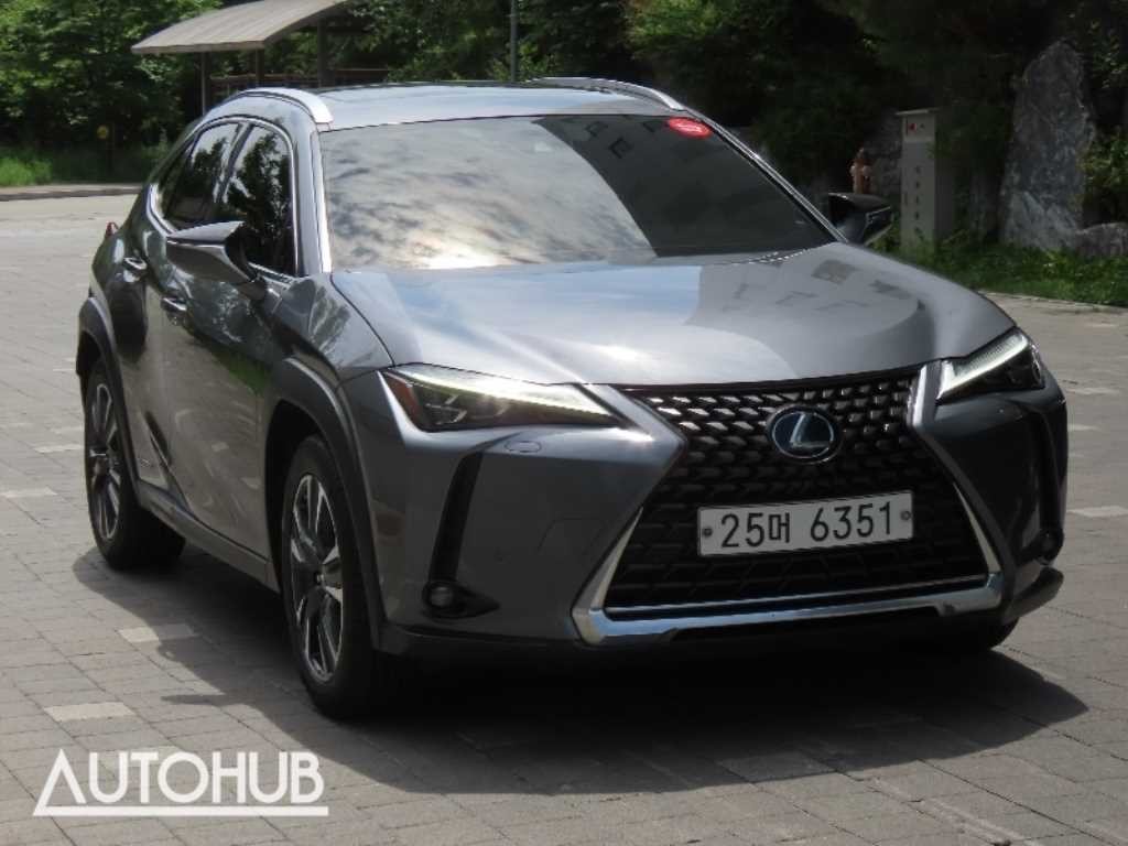 렉서스 UX UX 250h 2.0 AWD 이미지 2
