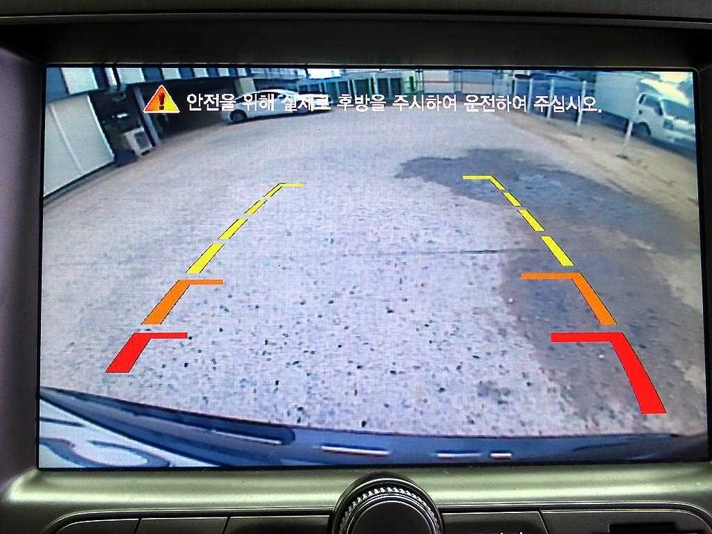 KG모빌리티(쌍용) 렉스턴 렉스턴W 2.0  4WD RX7 럭셔리 이미지 15