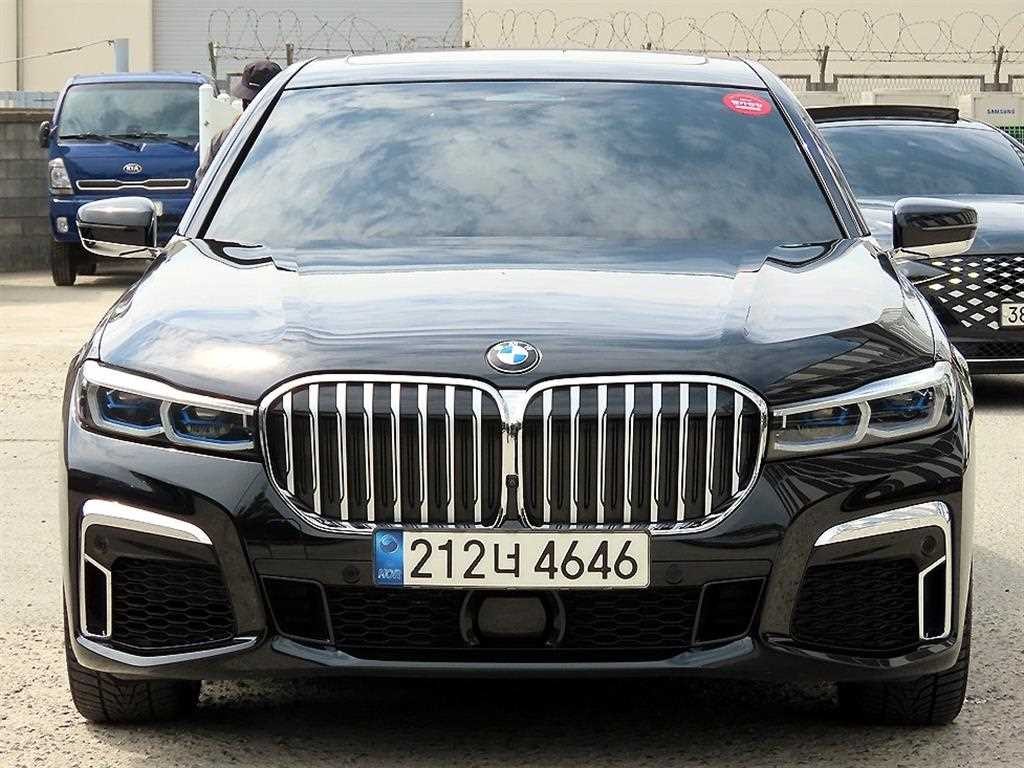 BMW 7시리즈 7시리즈 (G11) 740I M 스포츠 패키지 이미지 1