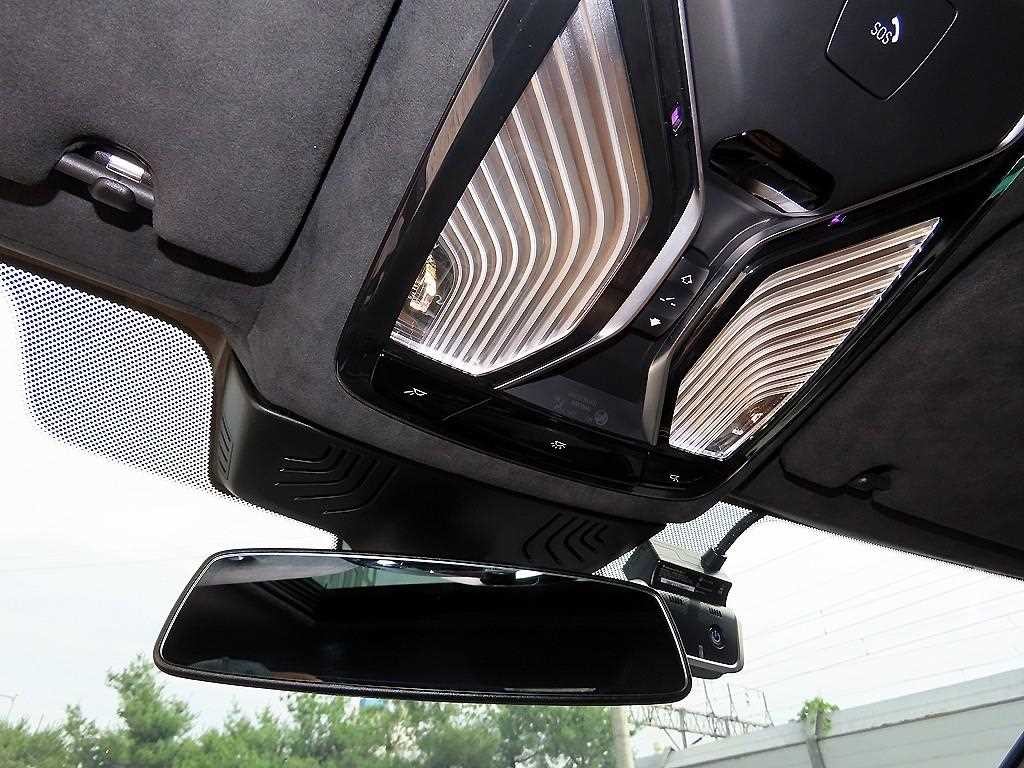 BMW 7시리즈 7시리즈 (G11) 740I M 스포츠 패키지 이미지 16