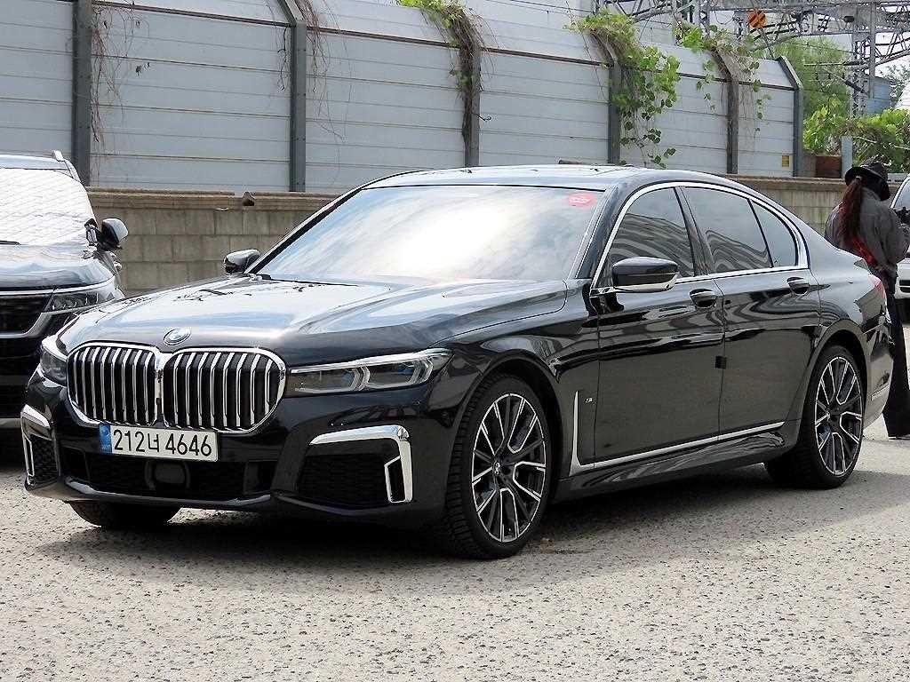 BMW 7시리즈 7시리즈 (G11) 740I M 스포츠 패키지 이미지 2