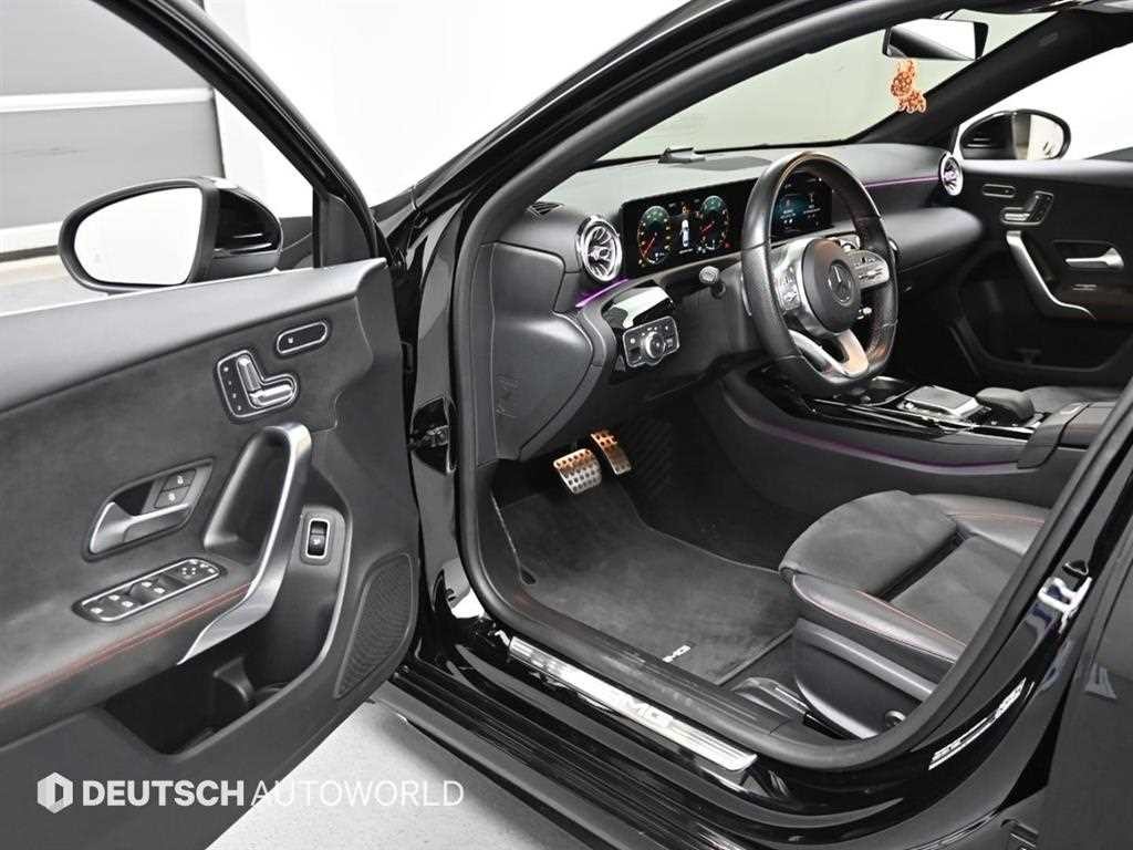 벤츠 A 클래스 A클래스 W177 AMG A35 4MATIC 세단 이미지 11
