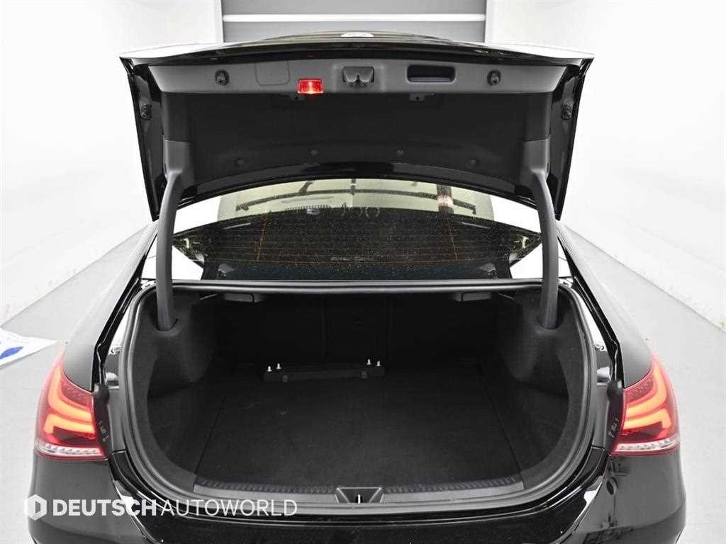 벤츠 A 클래스 A클래스 W177 AMG A35 4MATIC 세단 이미지 19