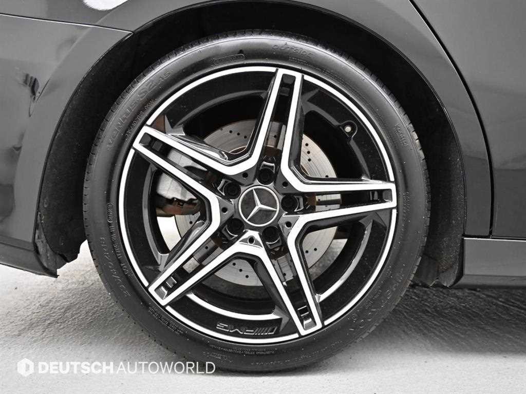 벤츠 A 클래스 A클래스 W177 AMG A35 4MATIC 세단 이미지 5