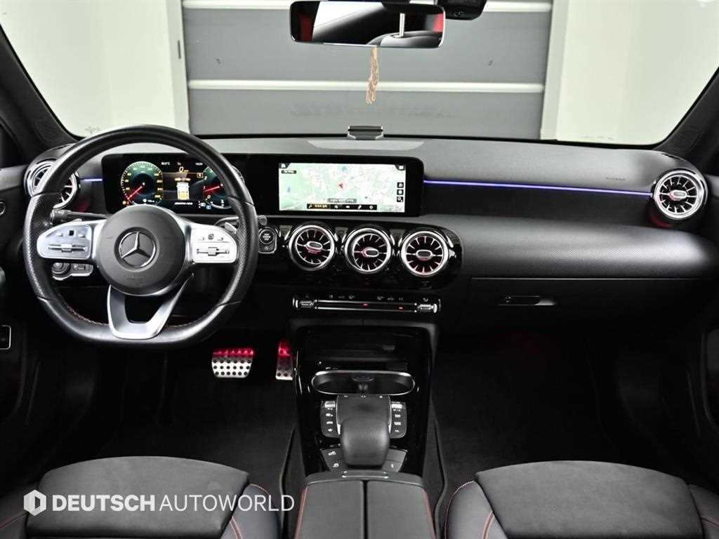 벤츠 A 클래스 A클래스 W177 AMG A35 4MATIC 세단 이미지 7