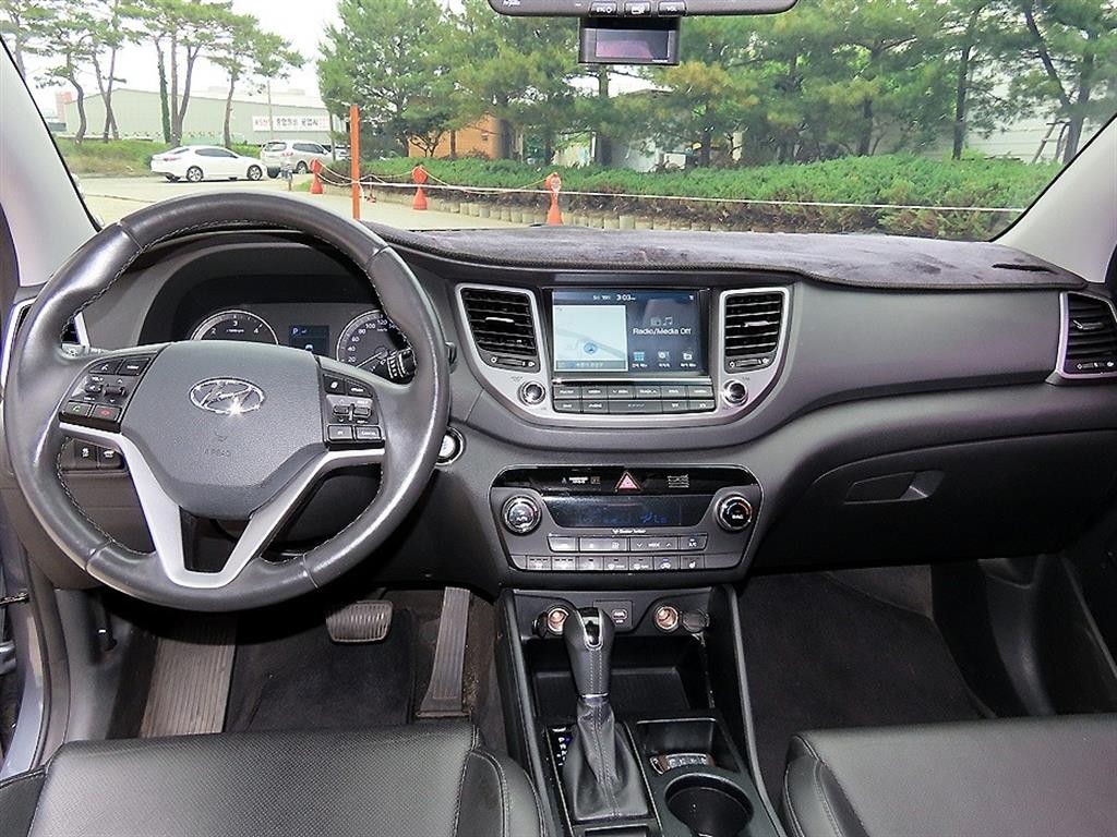 현대 투싼 올뉴투싼 디젤 1.7 2WD 모던 피버 이미지 7