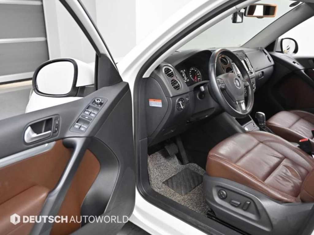 폭스바겐 티구안 뉴티구안 2.0 TDI 프리미엄 이미지 11