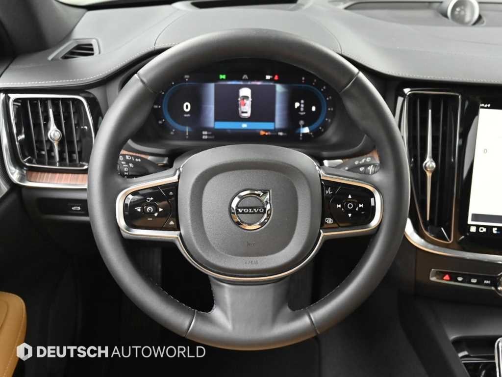 볼보 V60 V60 크로스 컨트리 2세대 2.0 B5 얼티메이트 AWD 이미지 13