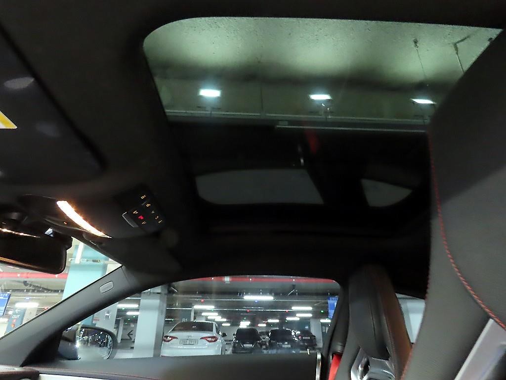 벤츠 C 클래스 C클래스 W205 C43 AMG 4MATIC 쿠페 이미지 17