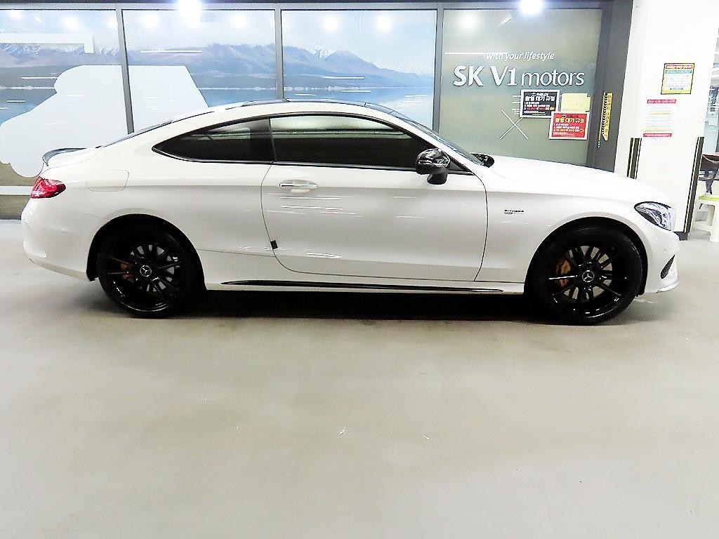 벤츠 C 클래스 C클래스 W205 C43 AMG 4MATIC 쿠페 이미지 3