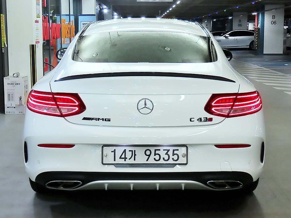 벤츠 C 클래스 C클래스 W205 C43 AMG 4MATIC 쿠페 이미지 5