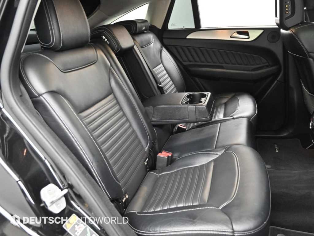 벤츠 GLE 클래스 GLE 클래스 W166 GLE 350 d 4MATIC 쿠페 이미지 12