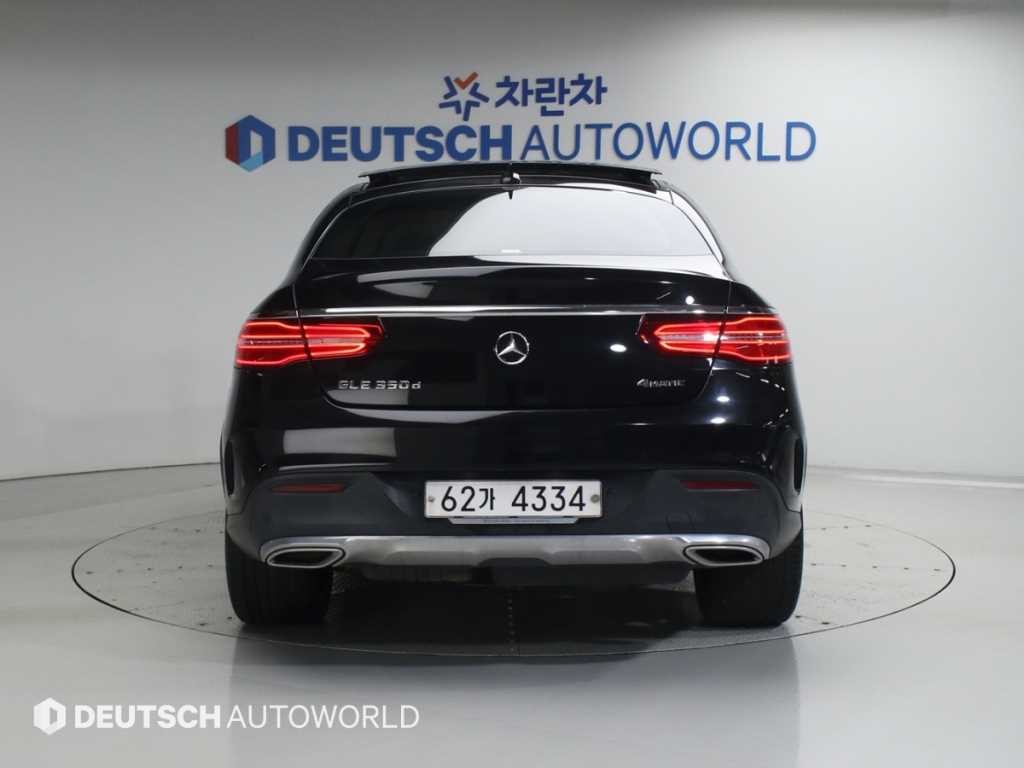 벤츠 GLE 클래스 GLE 클래스 W166 GLE 350 d 4MATIC 쿠페 이미지 4