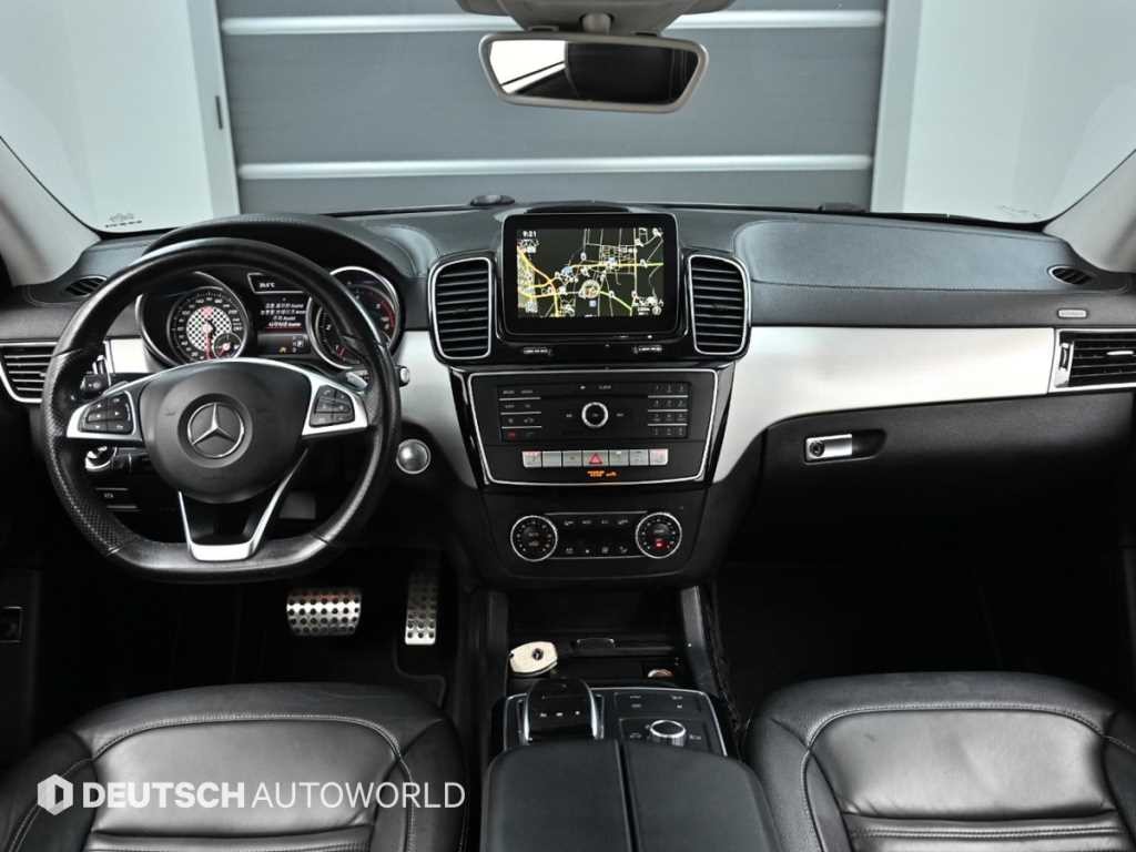 벤츠 GLE 클래스 GLE 클래스 W166 GLE 350 d 4MATIC 쿠페 이미지 7