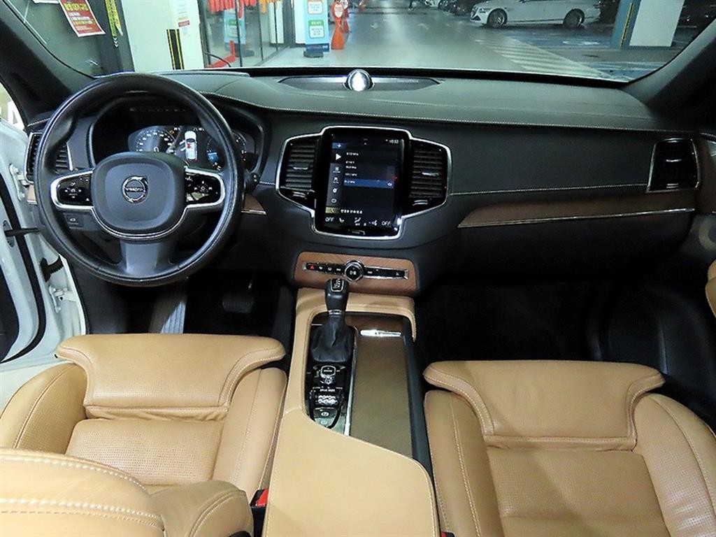 볼보 XC90 XC90 2세대 2.0 D5 AWD 인스크립션 이미지 10