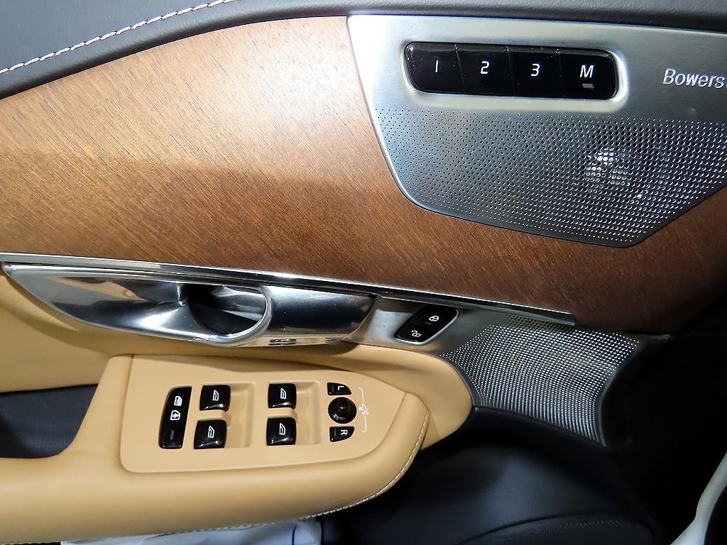 볼보 XC90 XC90 2세대 2.0 D5 AWD 인스크립션 이미지 13