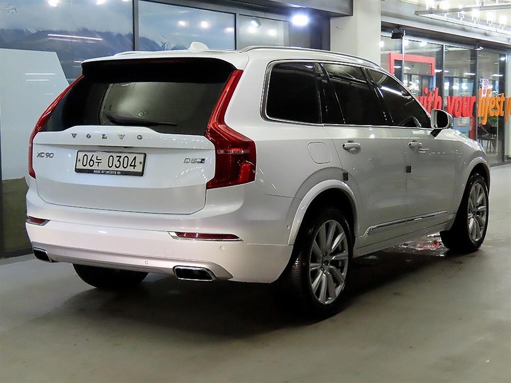 볼보 XC90 XC90 2세대 2.0 D5 AWD 인스크립션 이미지 4