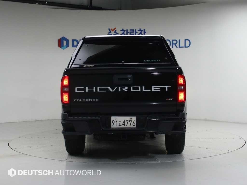 쉐보레 콜로라도 리얼 뉴 콜로라도 3.6 Z71-X 미드나잇 4WD 이미지 4