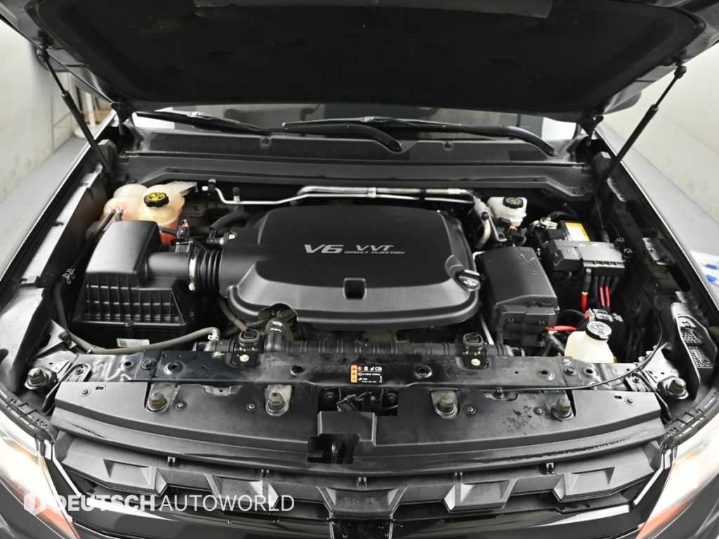 쉐보레 콜로라도 리얼 뉴 콜로라도 3.6 Z71-X 미드나잇 4WD 이미지 6