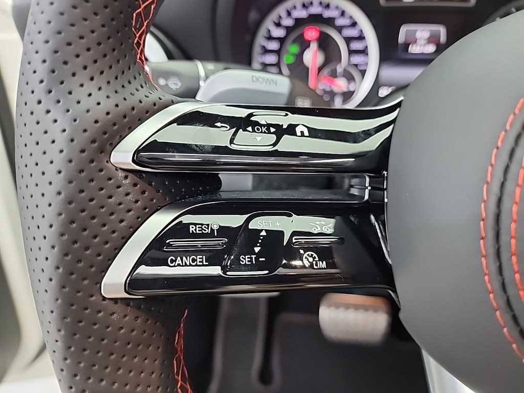 벤츠 A 클래스 A클래스 W176 A45 AMG 4MATIC 이미지 18