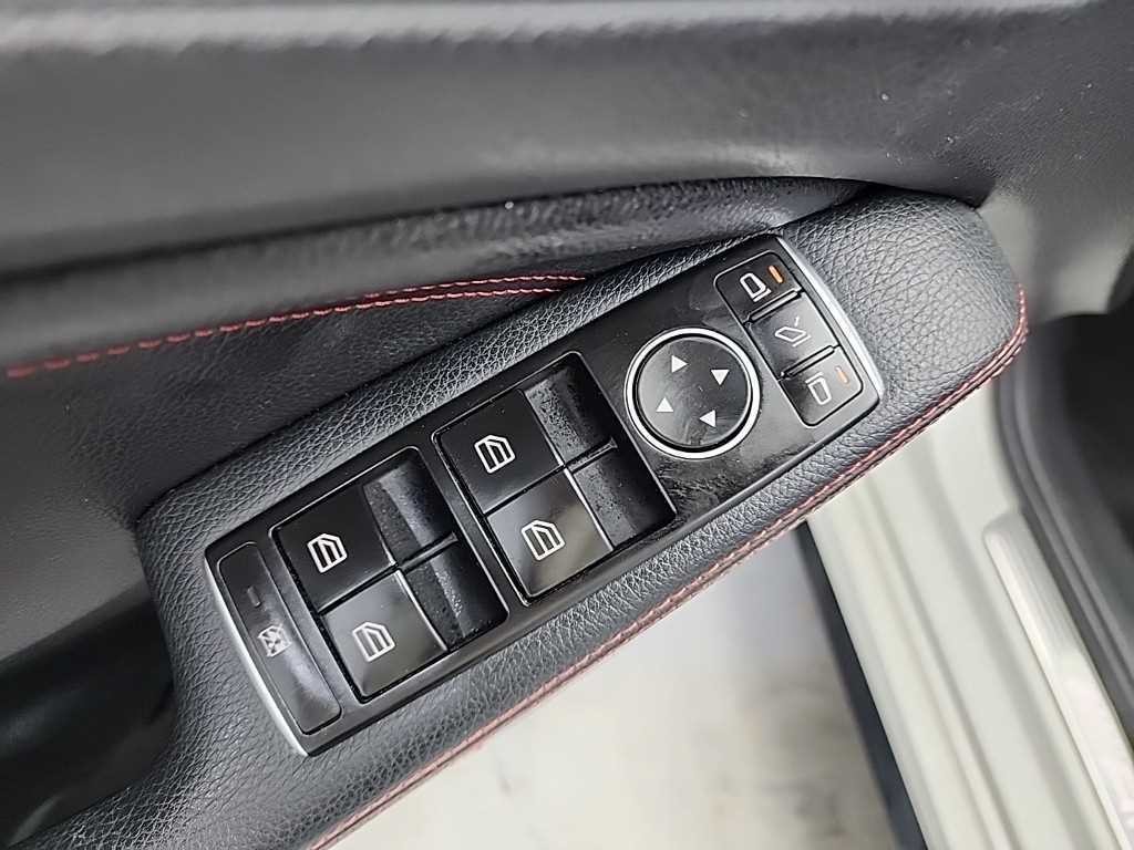 벤츠 A 클래스 A클래스 W176 A45 AMG 4MATIC 이미지 19