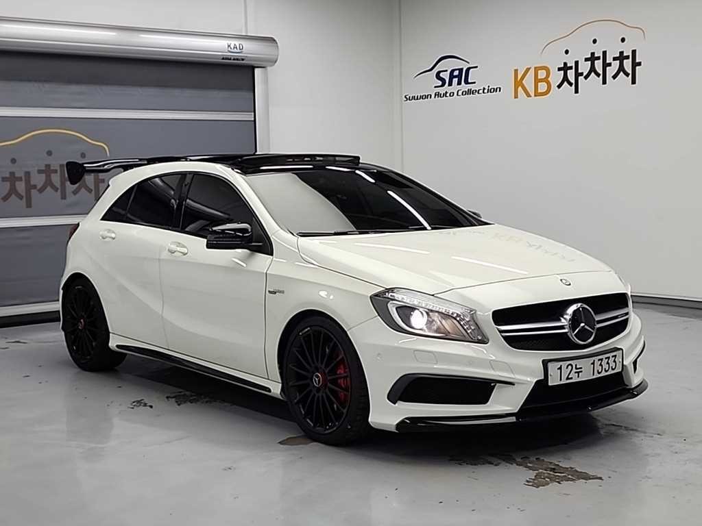 벤츠 A 클래스 A클래스 W176 A45 AMG 4MATIC 이미지 5